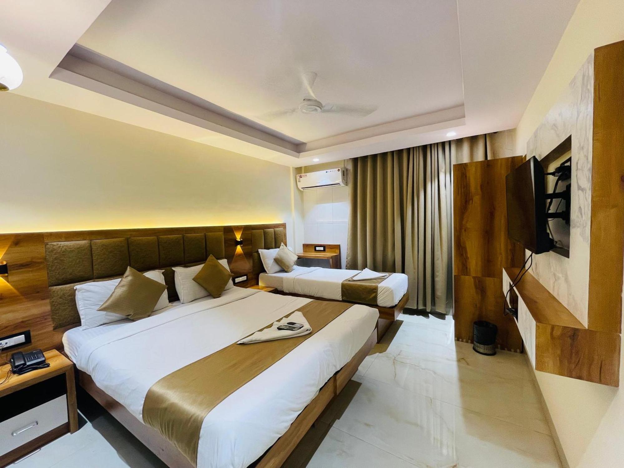 Hotel Arma Residency Мумбаи Экстерьер фото