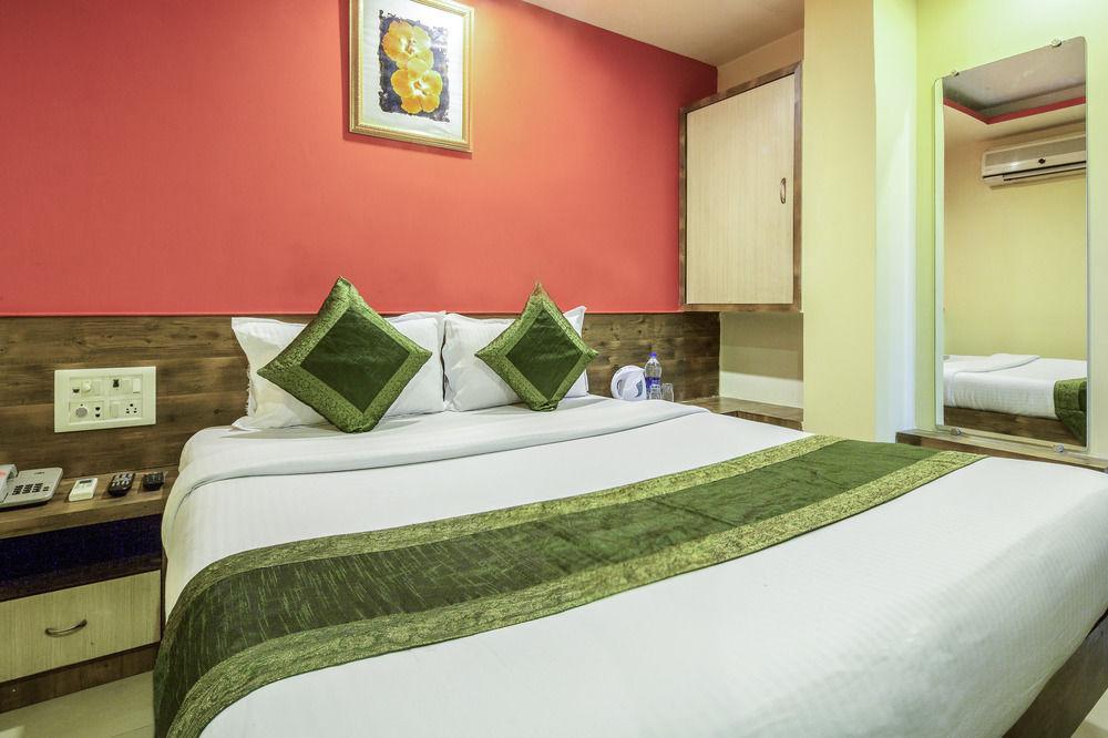Hotel Arma Residency Мумбаи Экстерьер фото