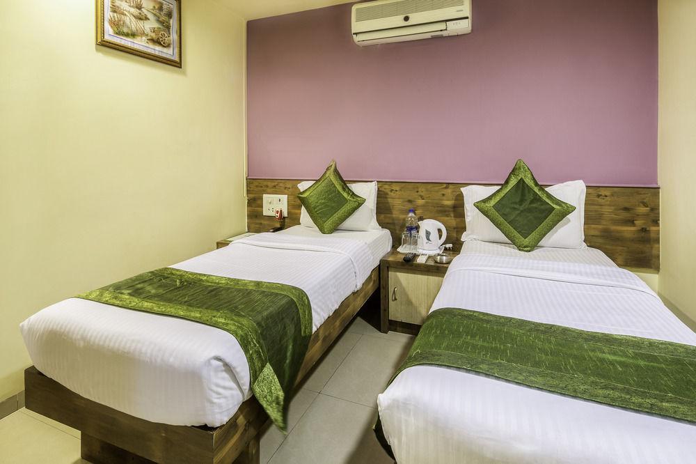 Hotel Arma Residency Мумбаи Экстерьер фото