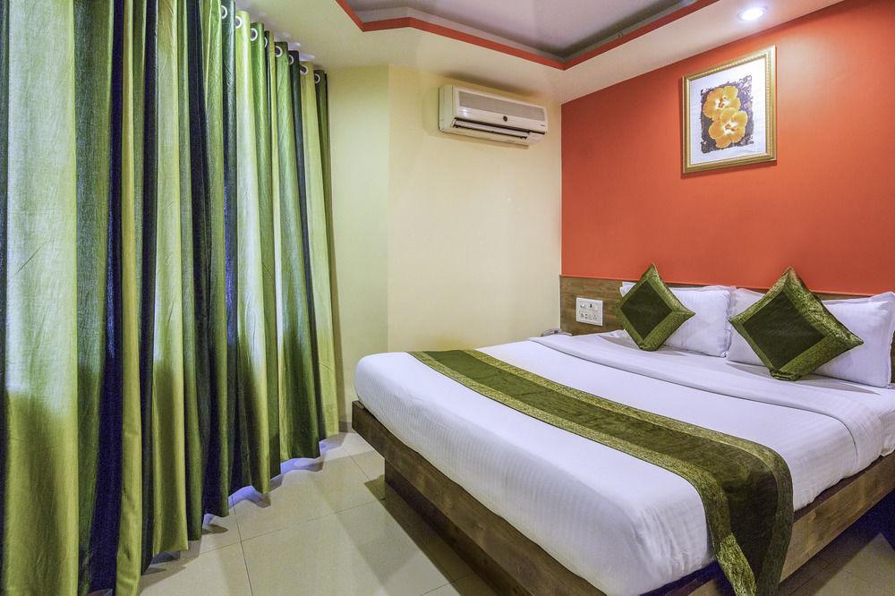 Hotel Arma Residency Мумбаи Экстерьер фото