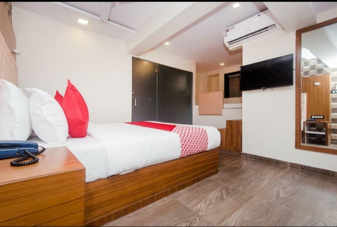Hotel Arma Residency Мумбаи Экстерьер фото